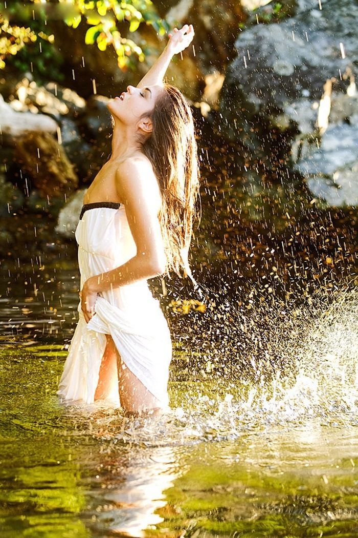 Marie Avgeropoulos in Guarulhuis