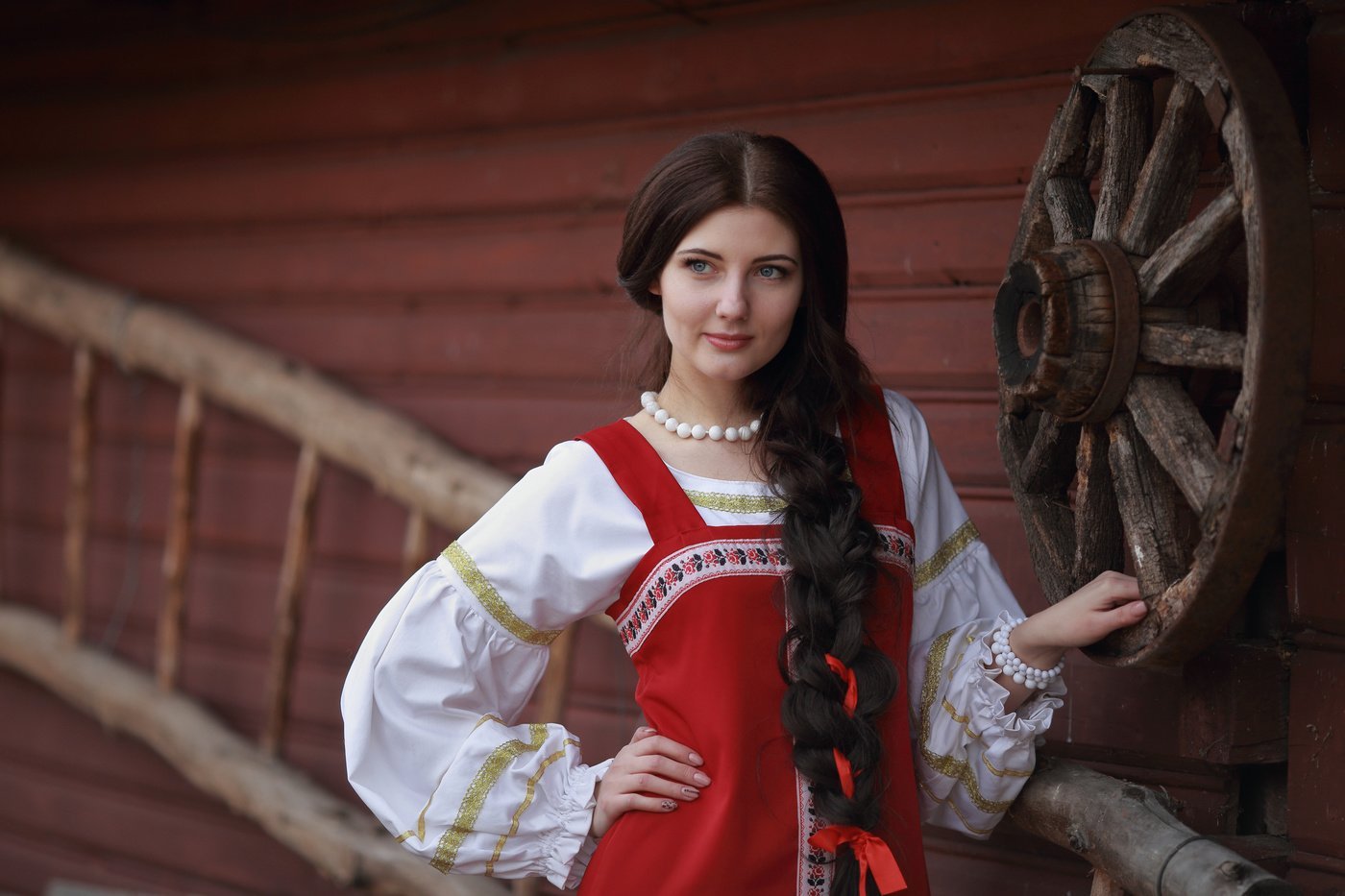 Girls in Slavic costumes in Guarulhuis